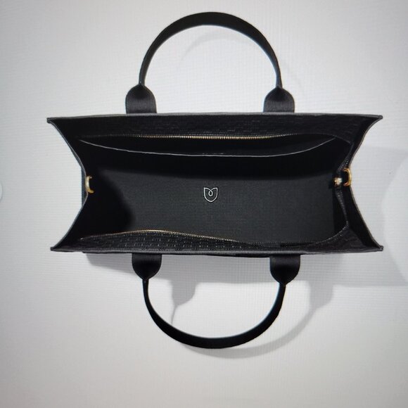 Rothy's The Classic Tote in Black Sand - Picture 4 of 7